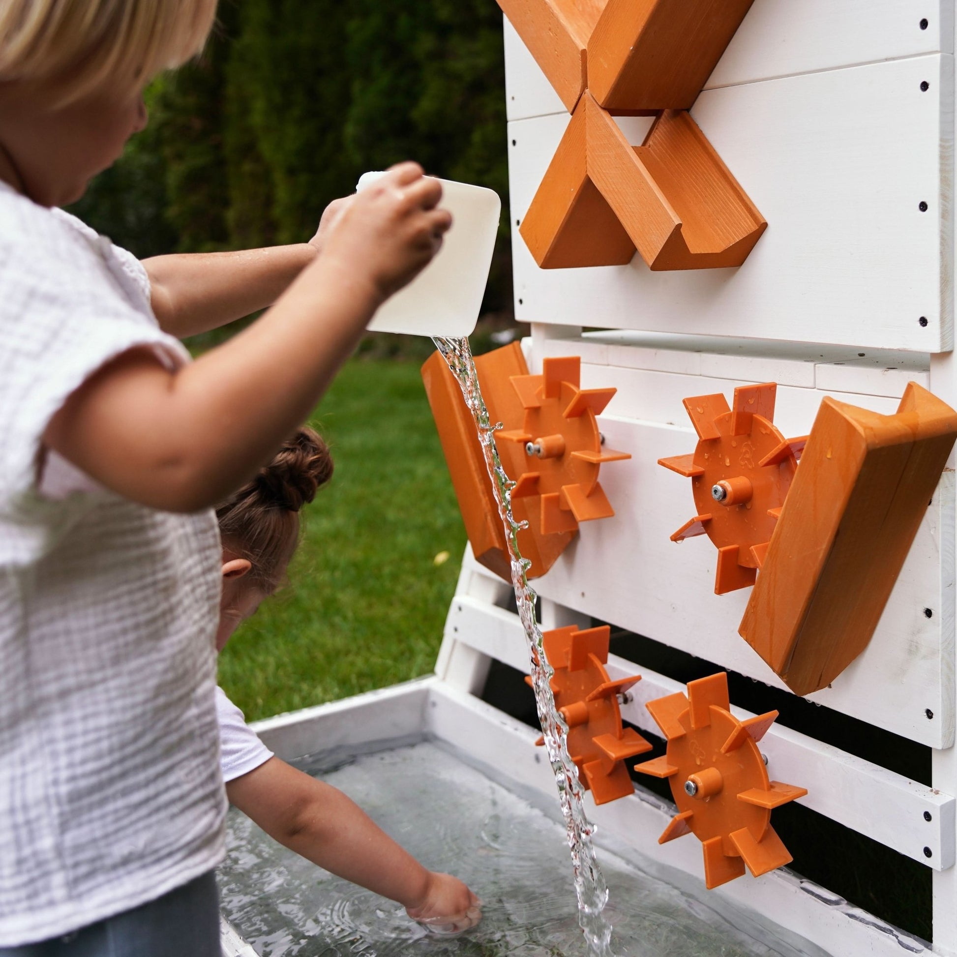 Aloe Outdoor Mini Playset with Water Fun - The Nurturing Nook