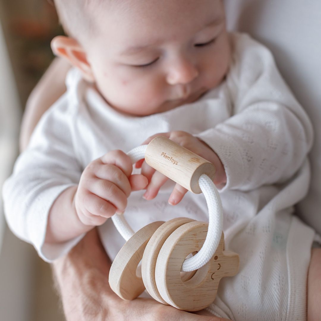 Baby Key Rattle - Natural - The Nurturing Nook