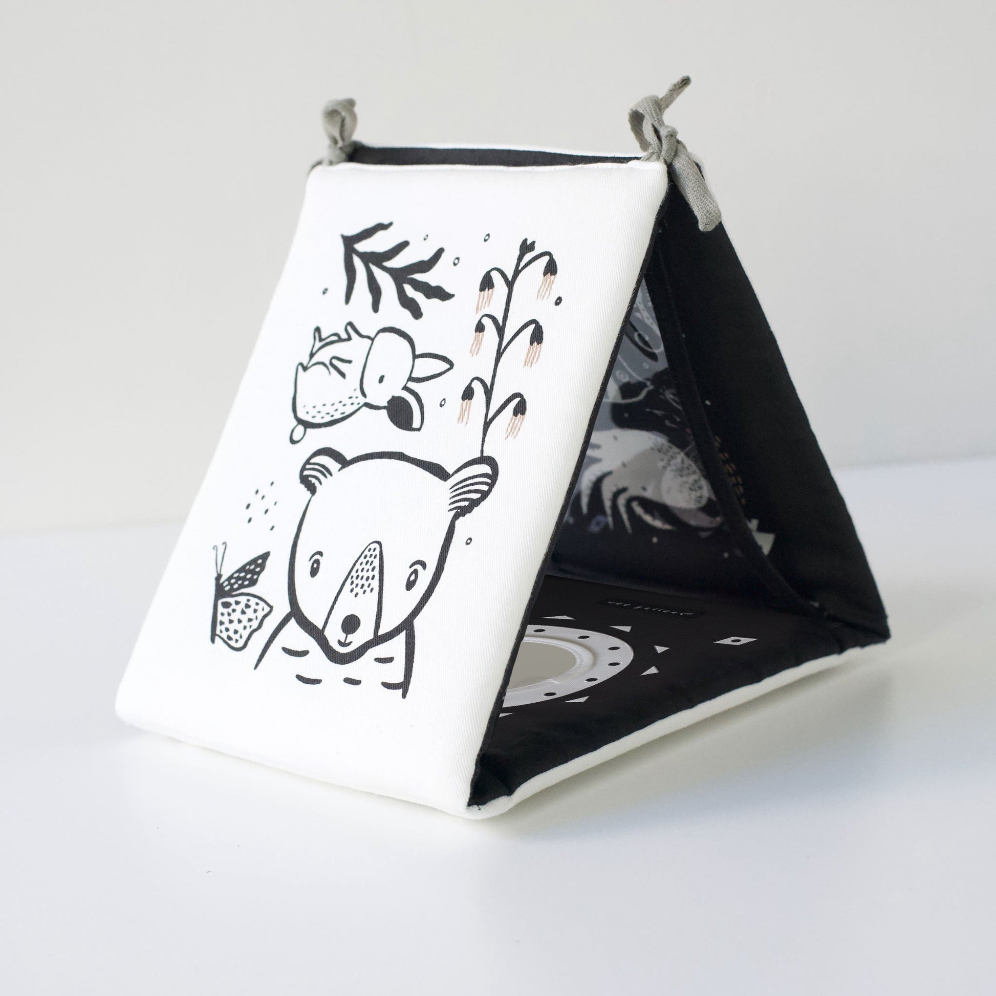 Baby Tummy Time Gallery with Mirror - The Nurturing Nook