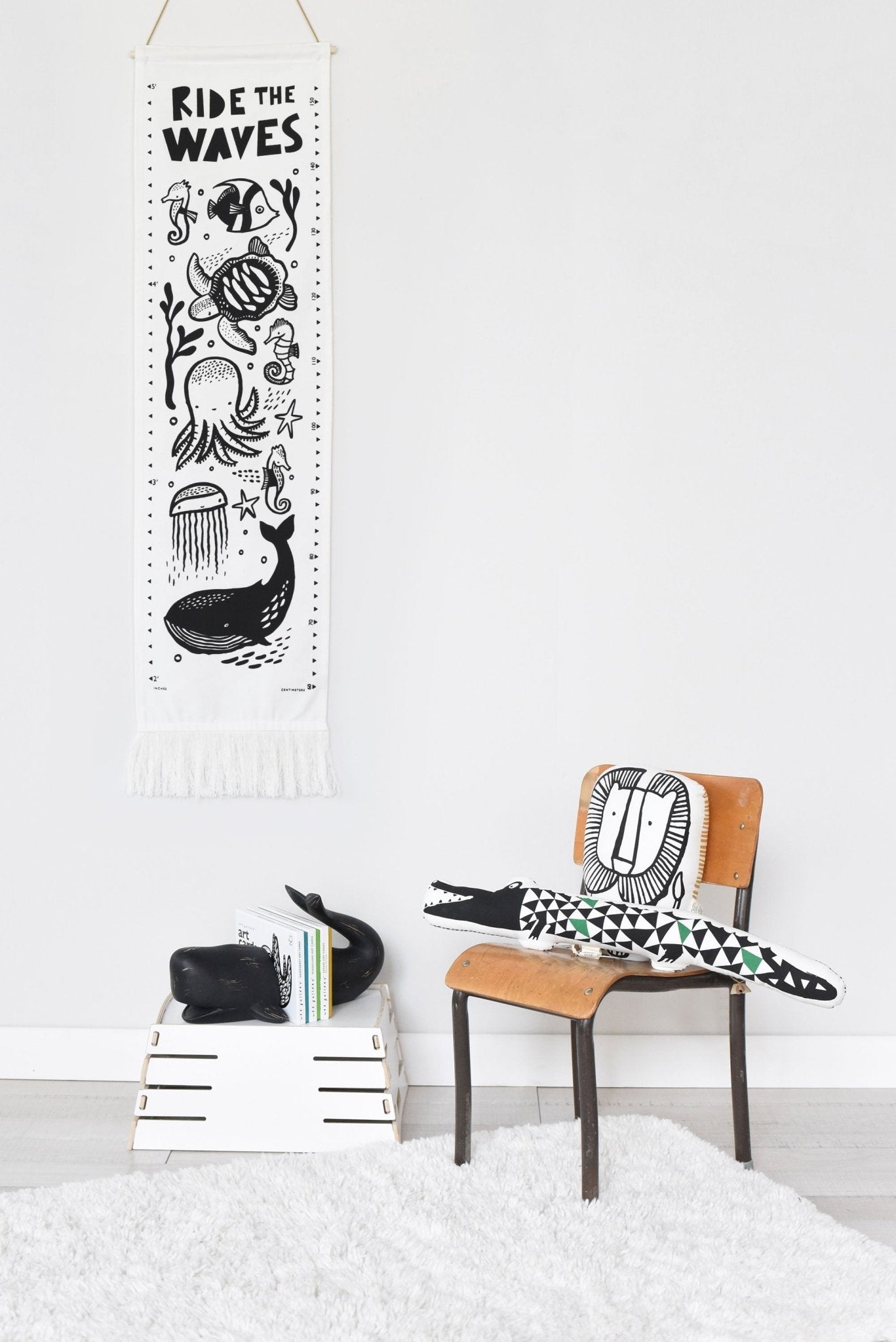 Canvas Growth Chart - Ocean - The Nurturing Nook