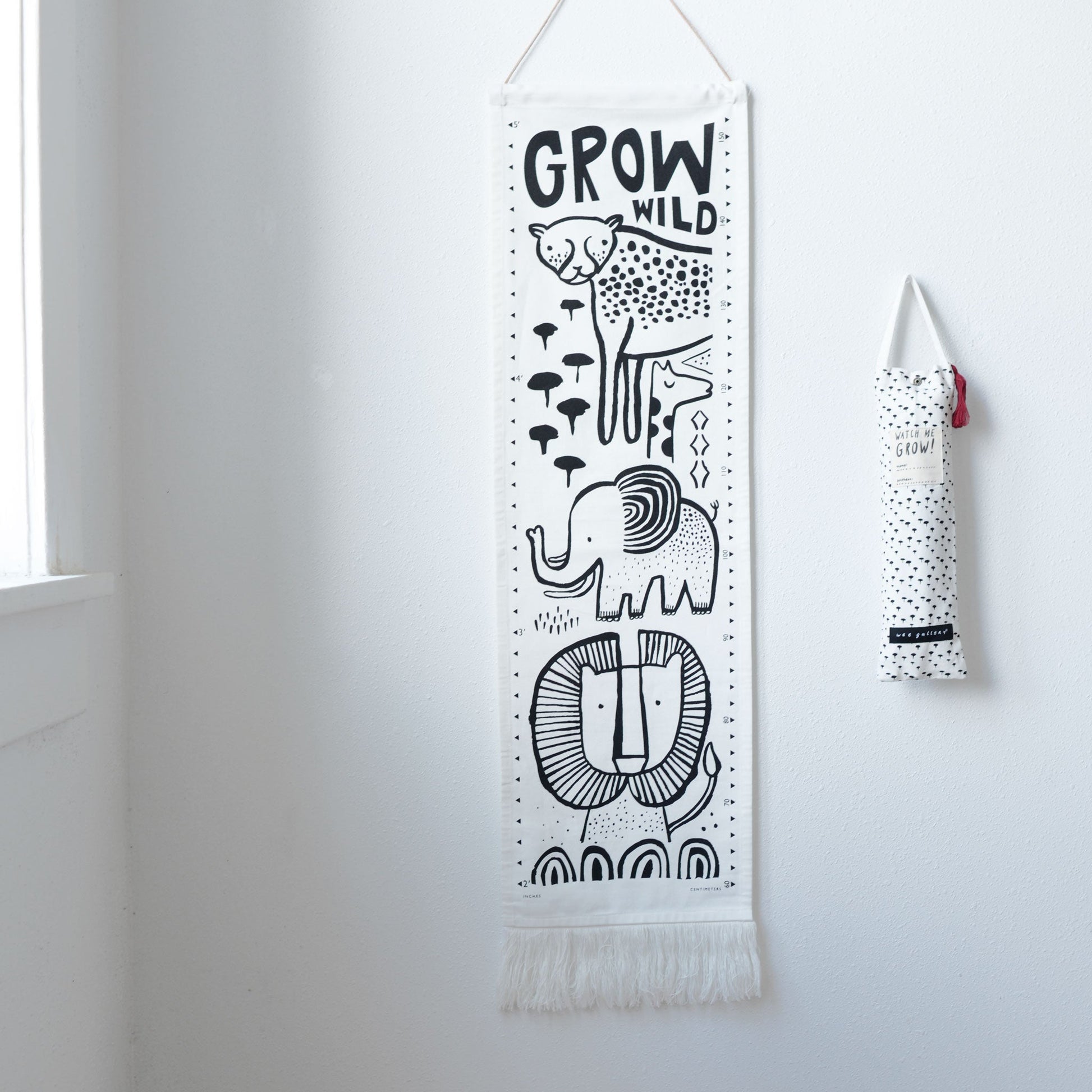 Canvas Growth Chart - Safari - The Nurturing Nook