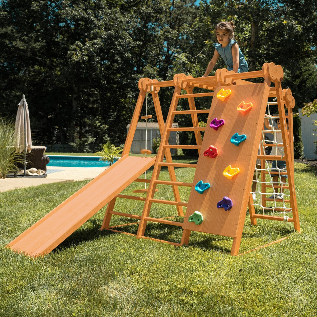Chestnut - outdoor and indoor 8-in-1 jungle gym playset