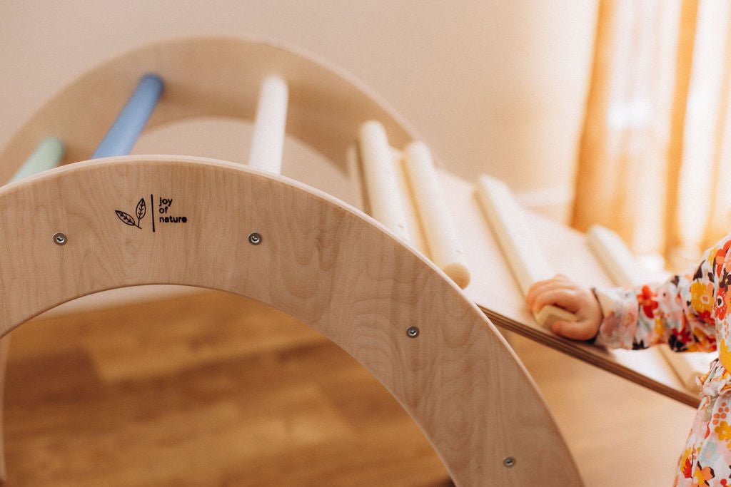 Climbing Arch - The Nurturing Nook