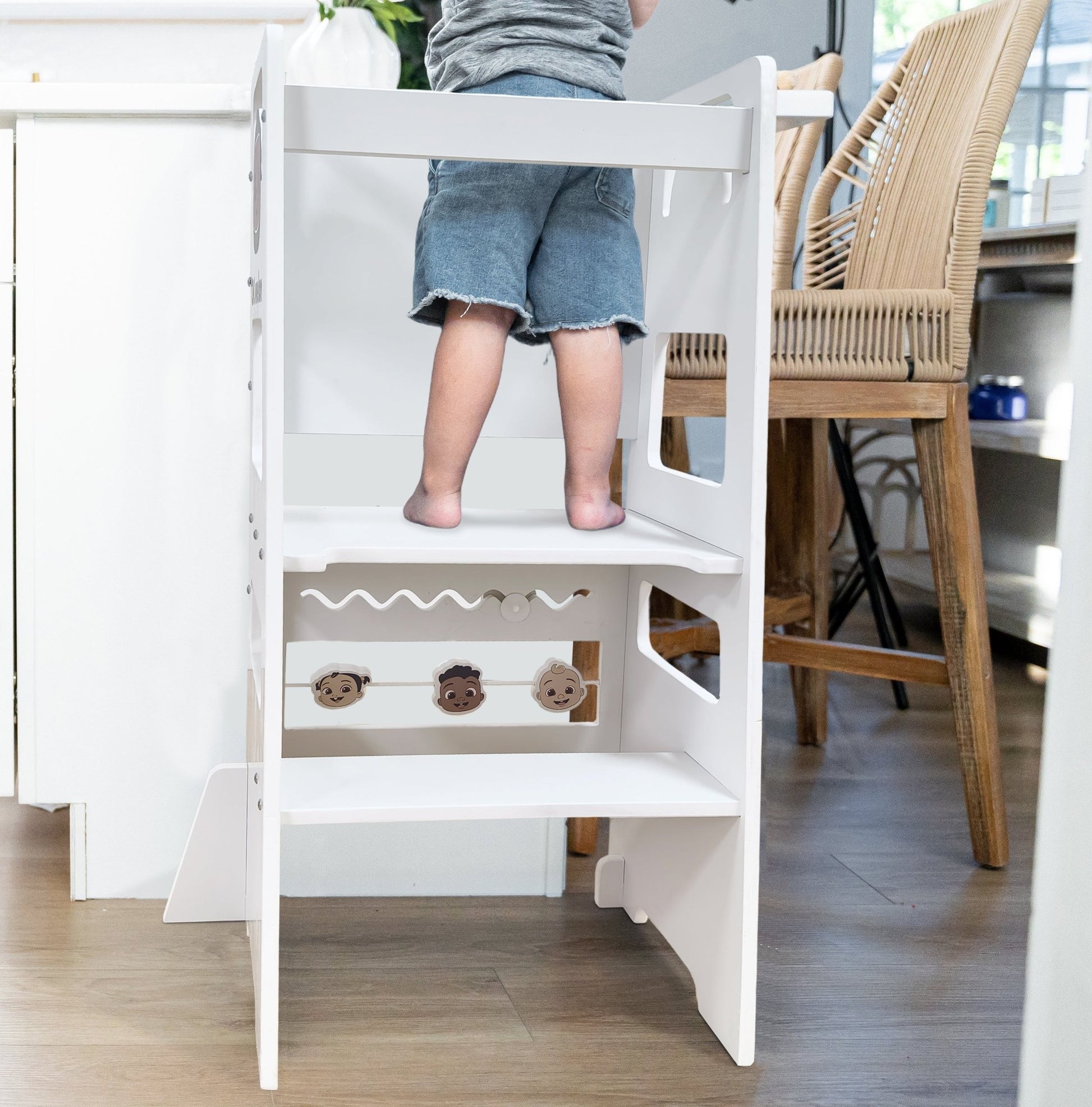 Cocomelon - 3 in 1 kitchen tower, step stool and chalkboar - The Nurturing Nook