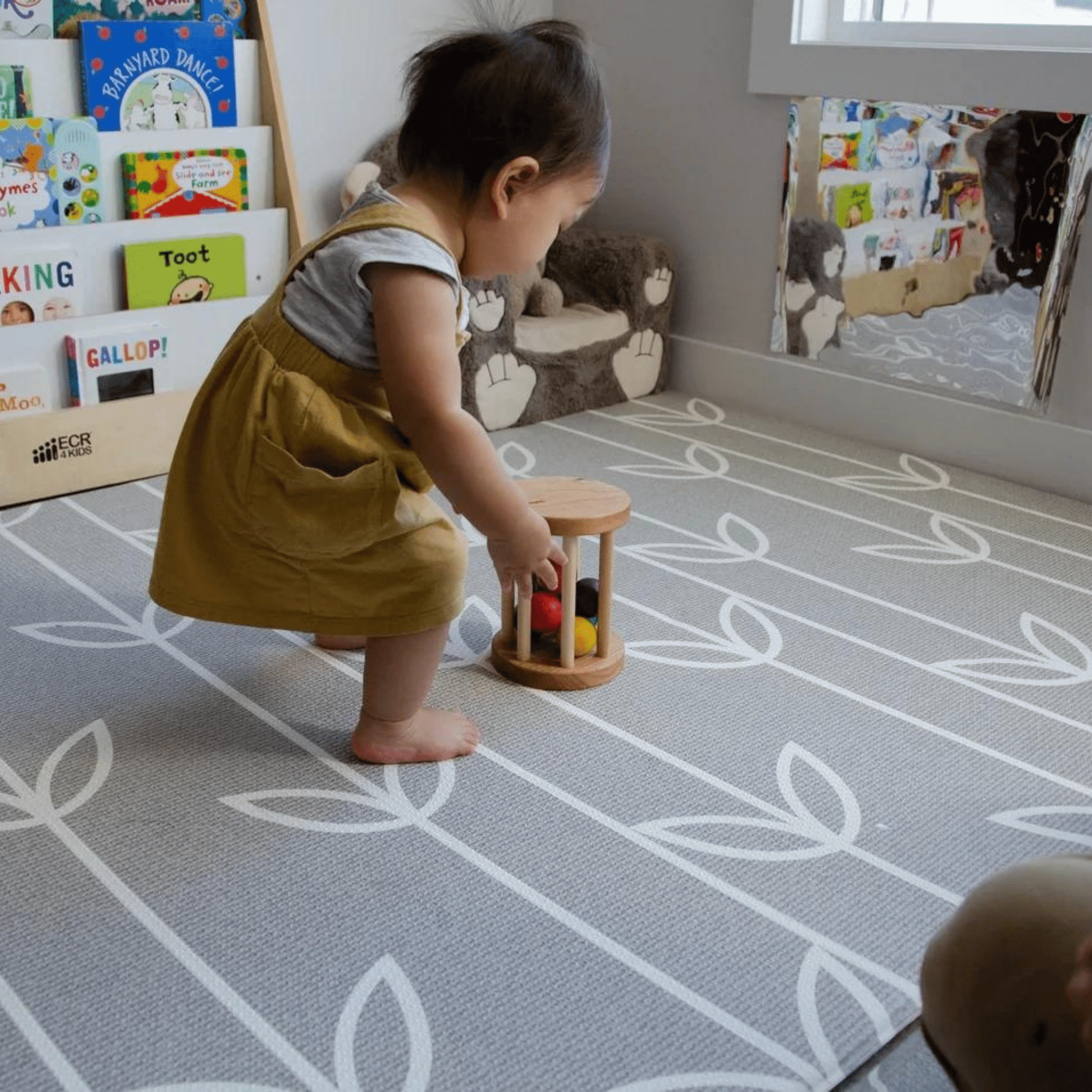 Color Ball Cylinder - The Nurturing Nook