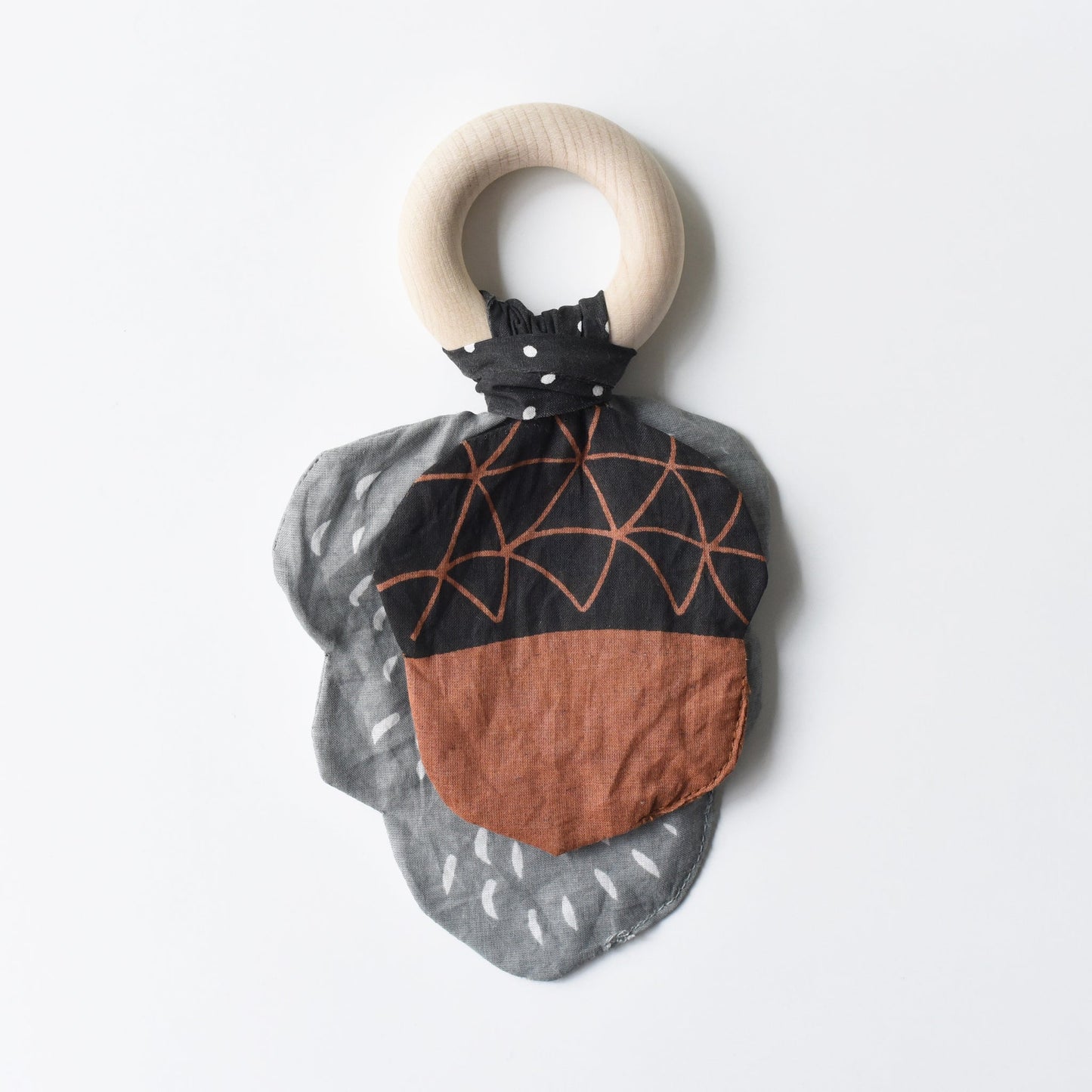 Crinkle Teether - Acorn - The Nurturing Nook