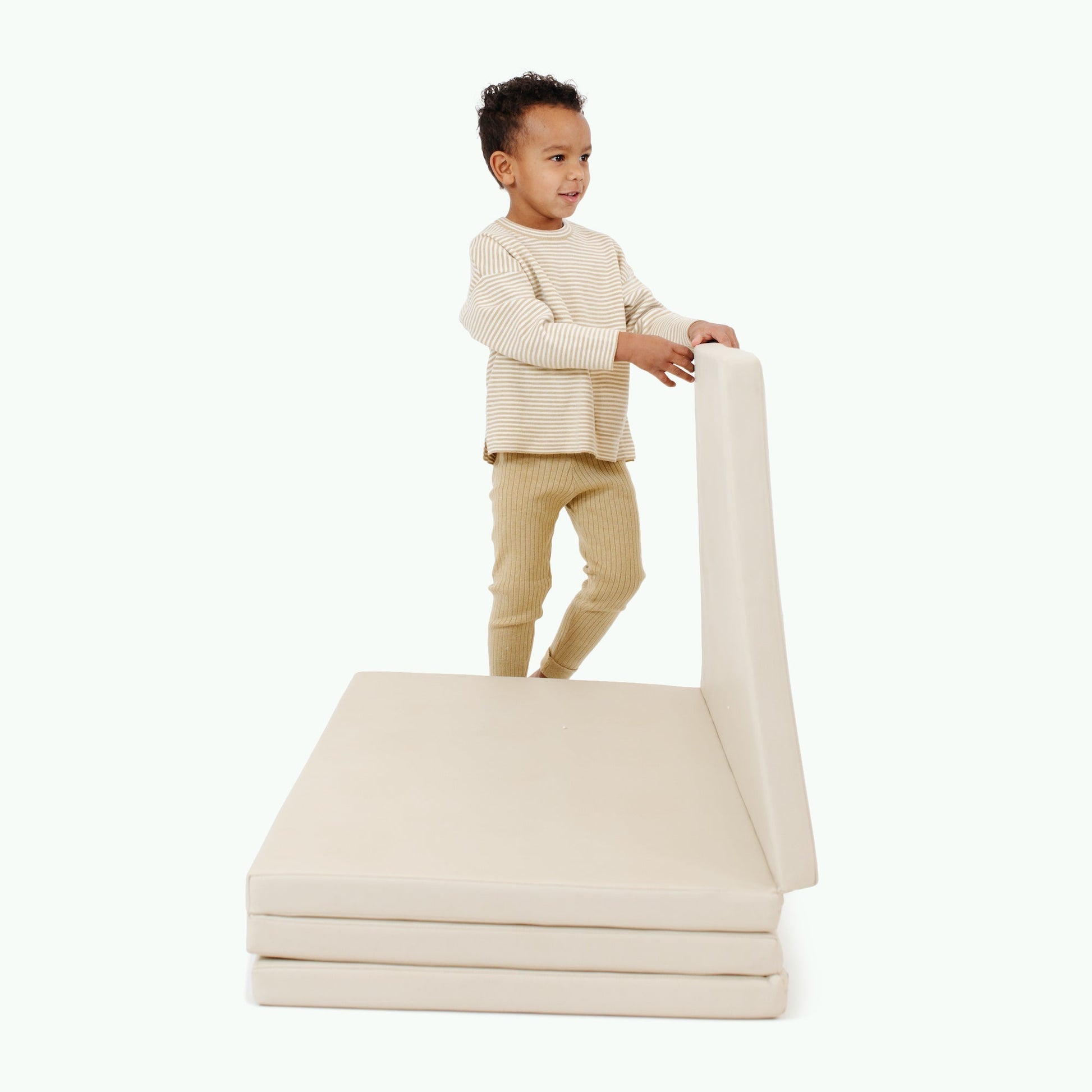 Foldable play mat - The Nurturing Nook