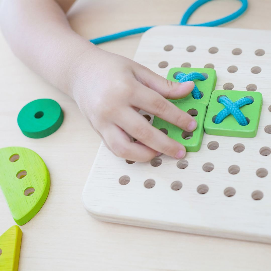 Lacing Board - The Nurturing Nook