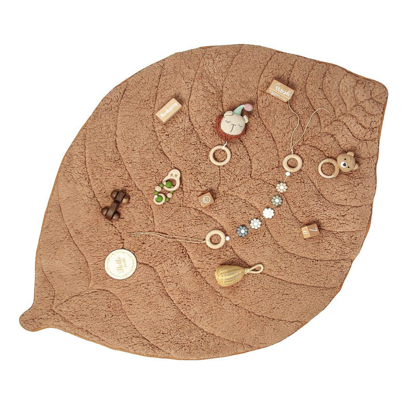 Leaf shaped sherpa & cotton baby playmat - camel