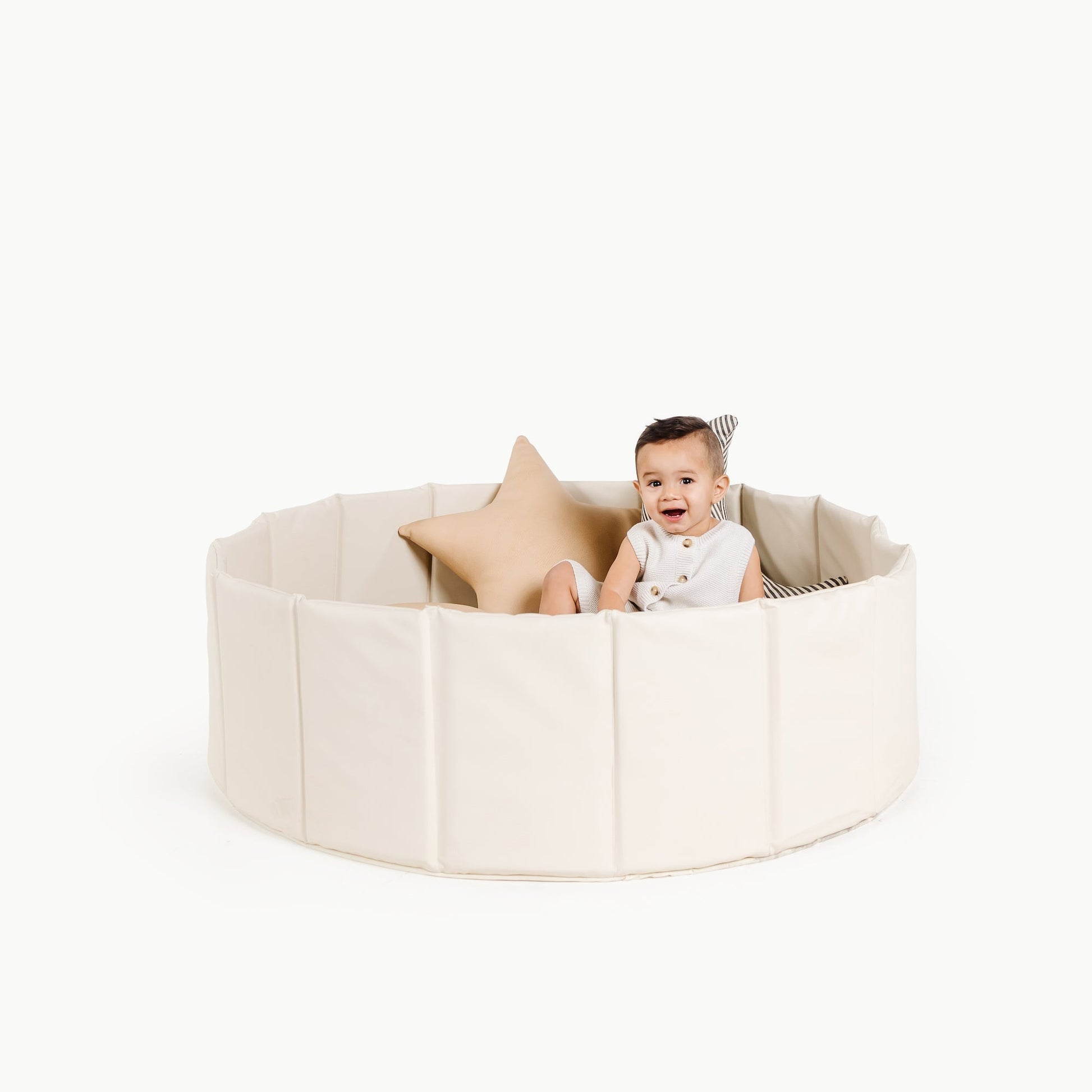 Modern foldable ball pit - The Nurturing Nook