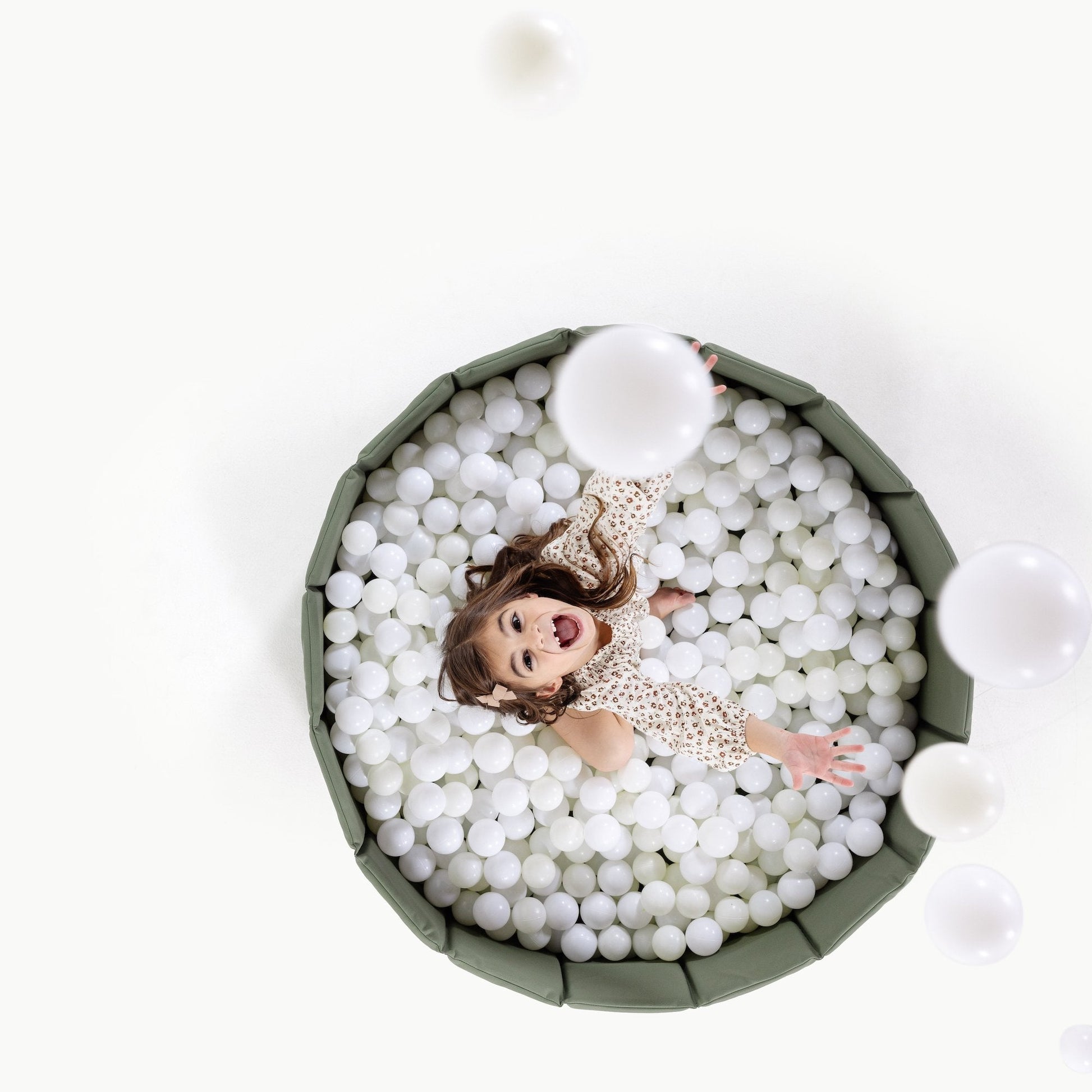 Modern foldable ball pit - The Nurturing Nook