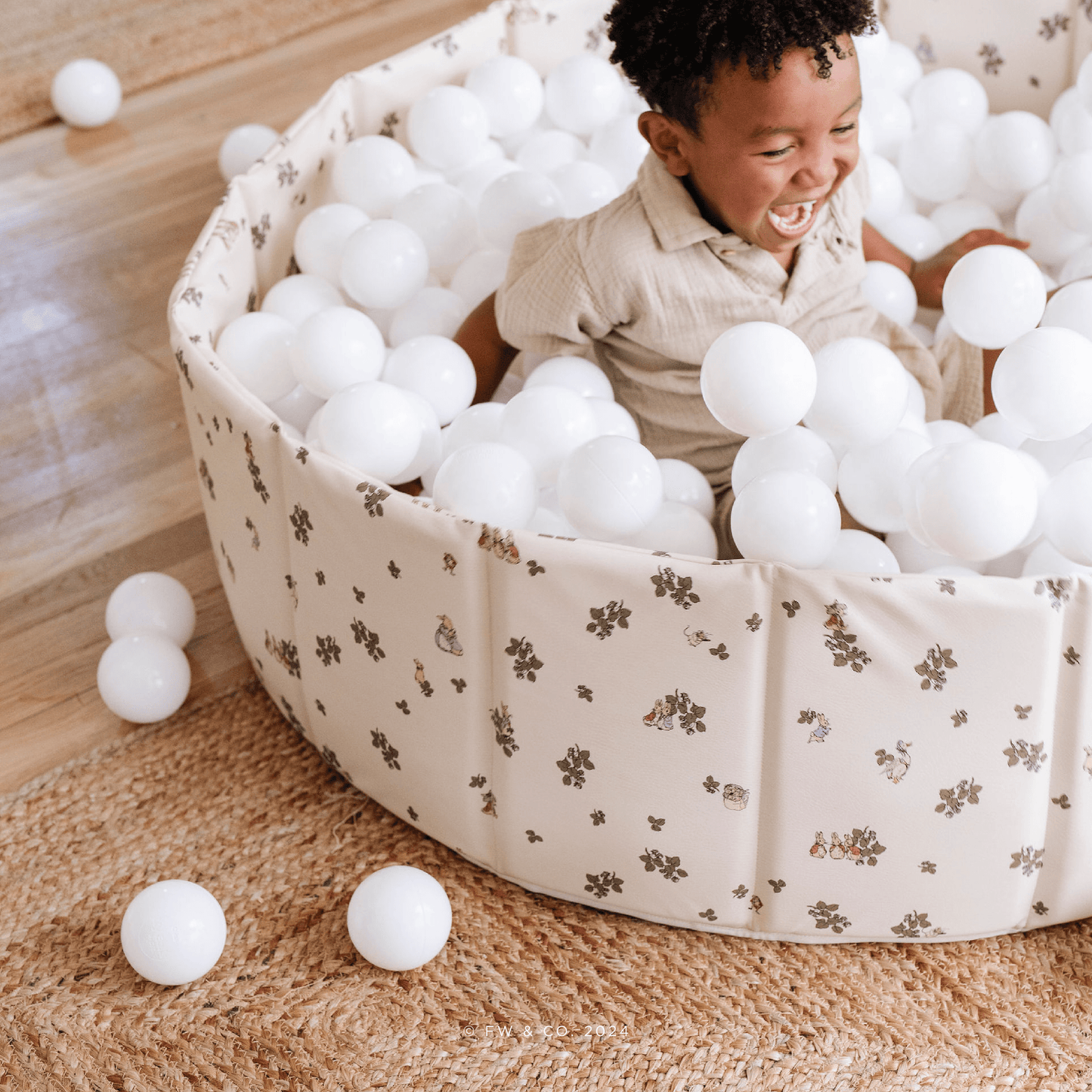 Modern foldable ball pit - The Nurturing Nook