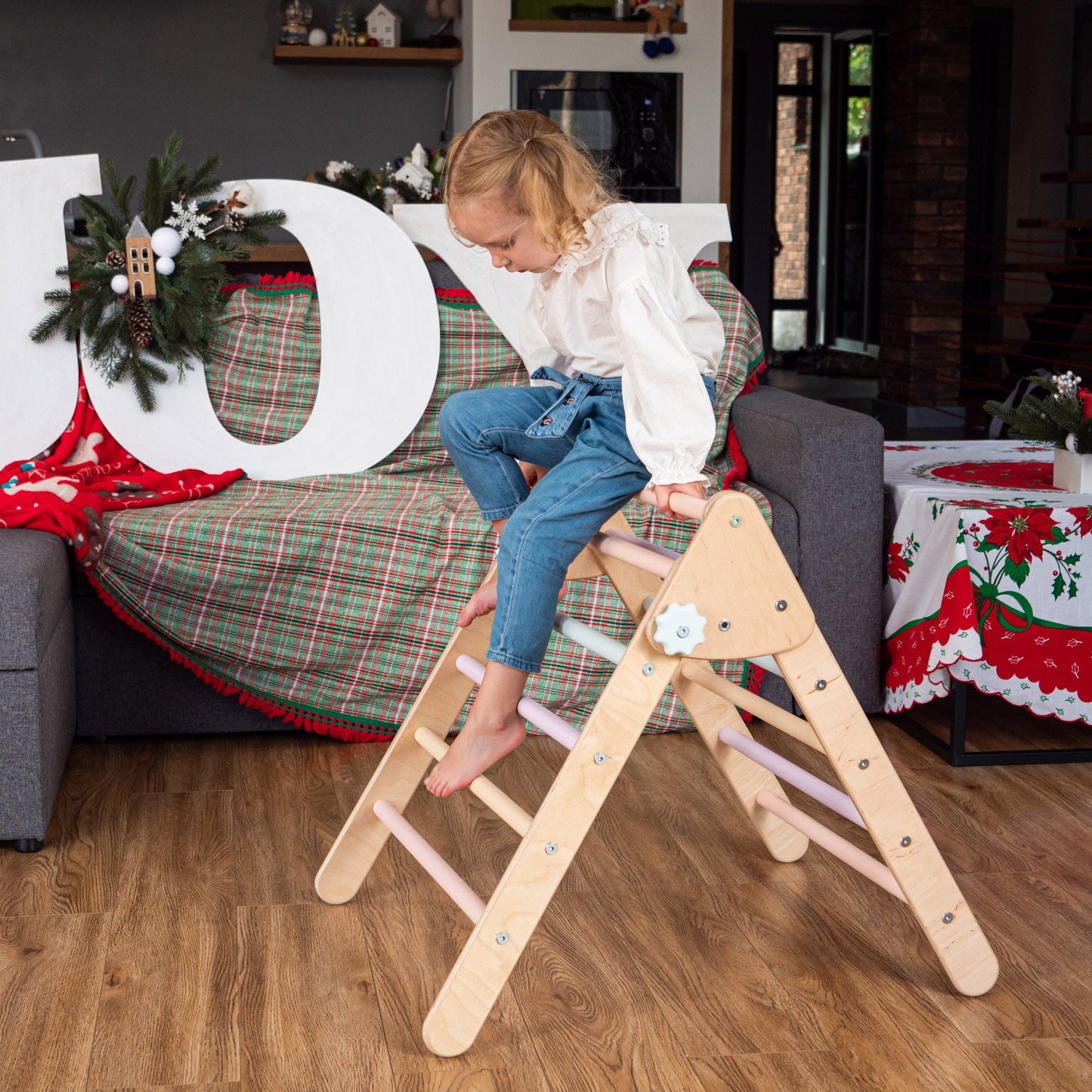 Montessori climbing triangle – foldable, 3 sizes - The Nurturing Nook