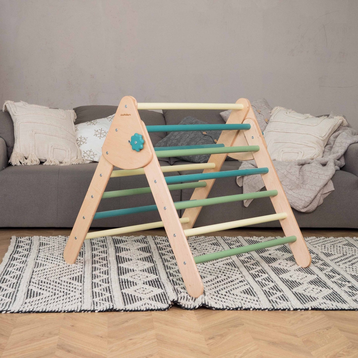 Montessori climbing triangle – foldable, 3 sizes - The Nurturing Nook