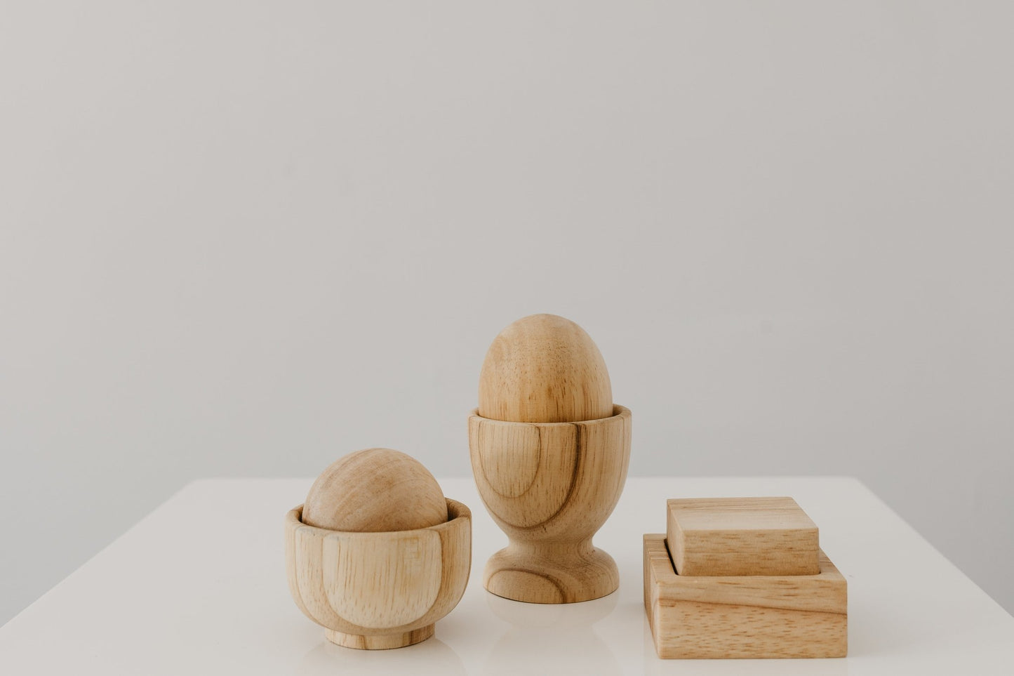 Montessori essentials gift box for 6 - 12 months – baby milestone gift with developmental toys, perfect for half - year celebrations - The Nurturing Nook