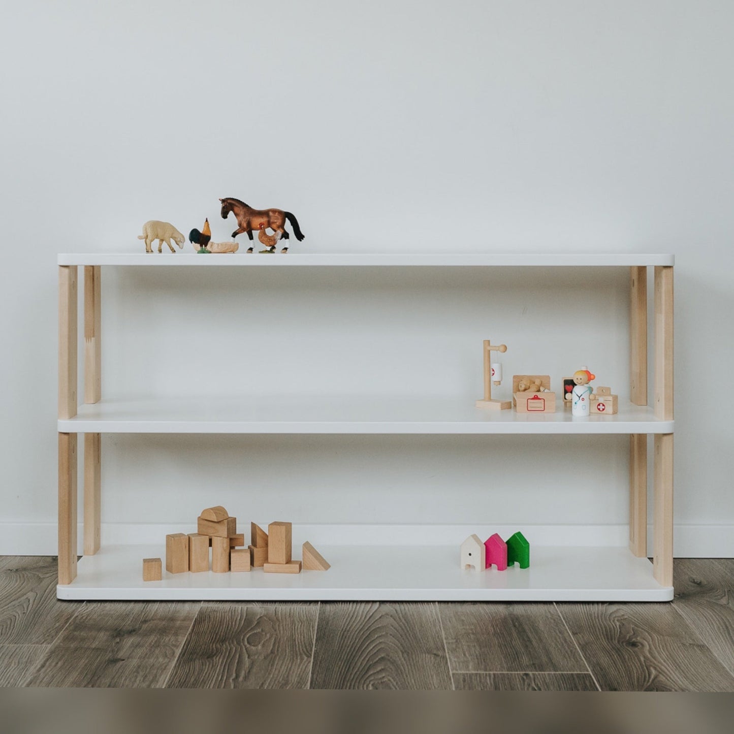 Montessori Modular Shelf for Kids - STRAIGHT - The Nurturing Nook