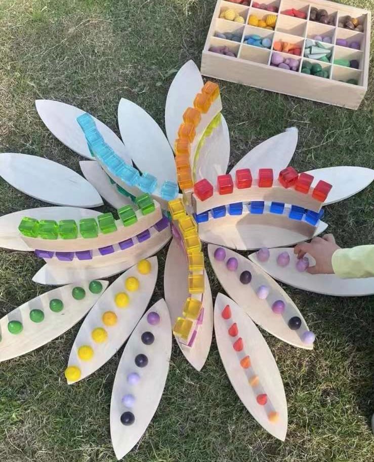 **Pre - order (Ships in 2 - 3 Weeks)**24 Pcs Natural Wooden Petal Mandala Platforms with Storage Tray - The Nurturing Nook