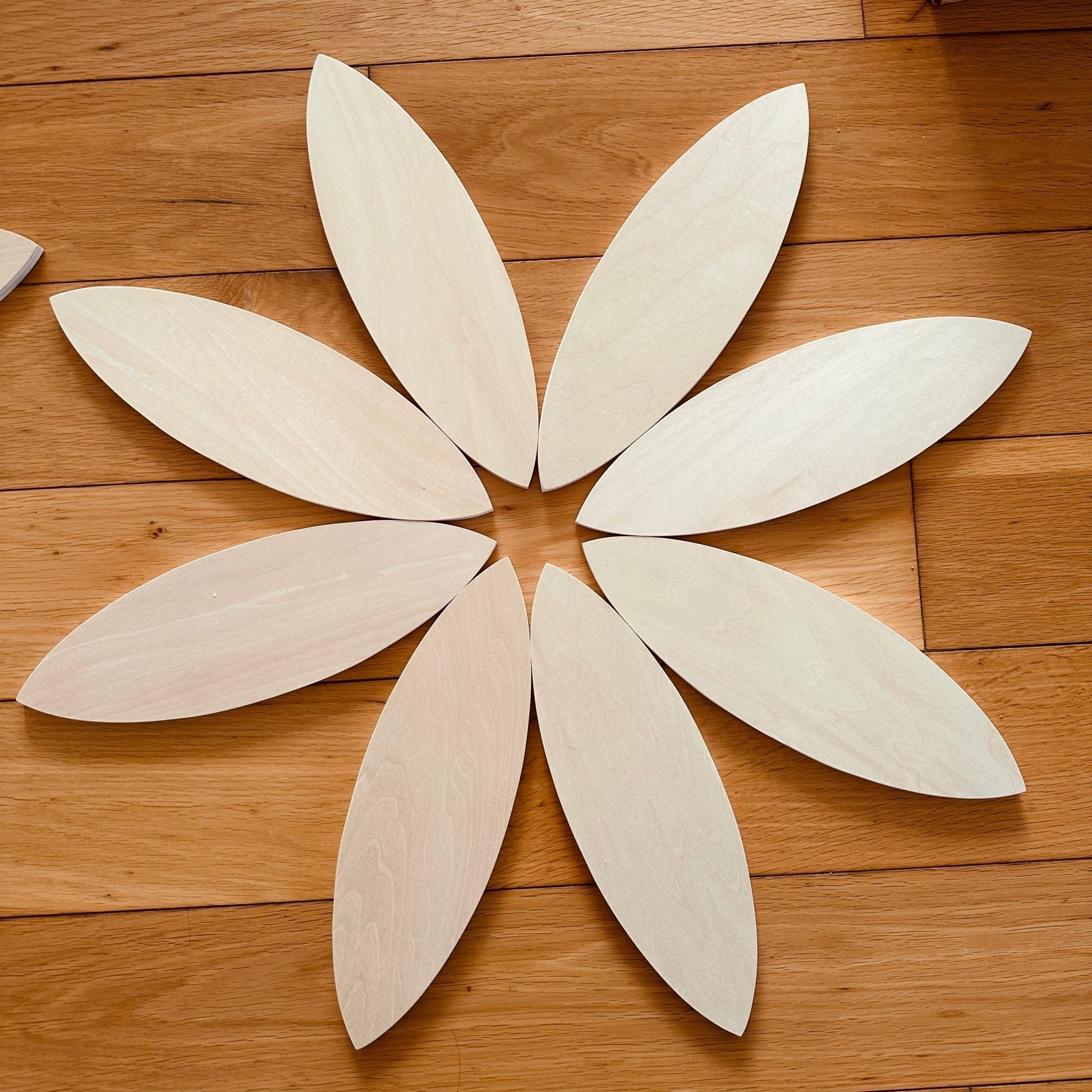 **Pre - order (Ships in 2 - 3 Weeks)**24 Pcs Natural Wooden Petal Mandala Platforms with Storage Tray - The Nurturing Nook