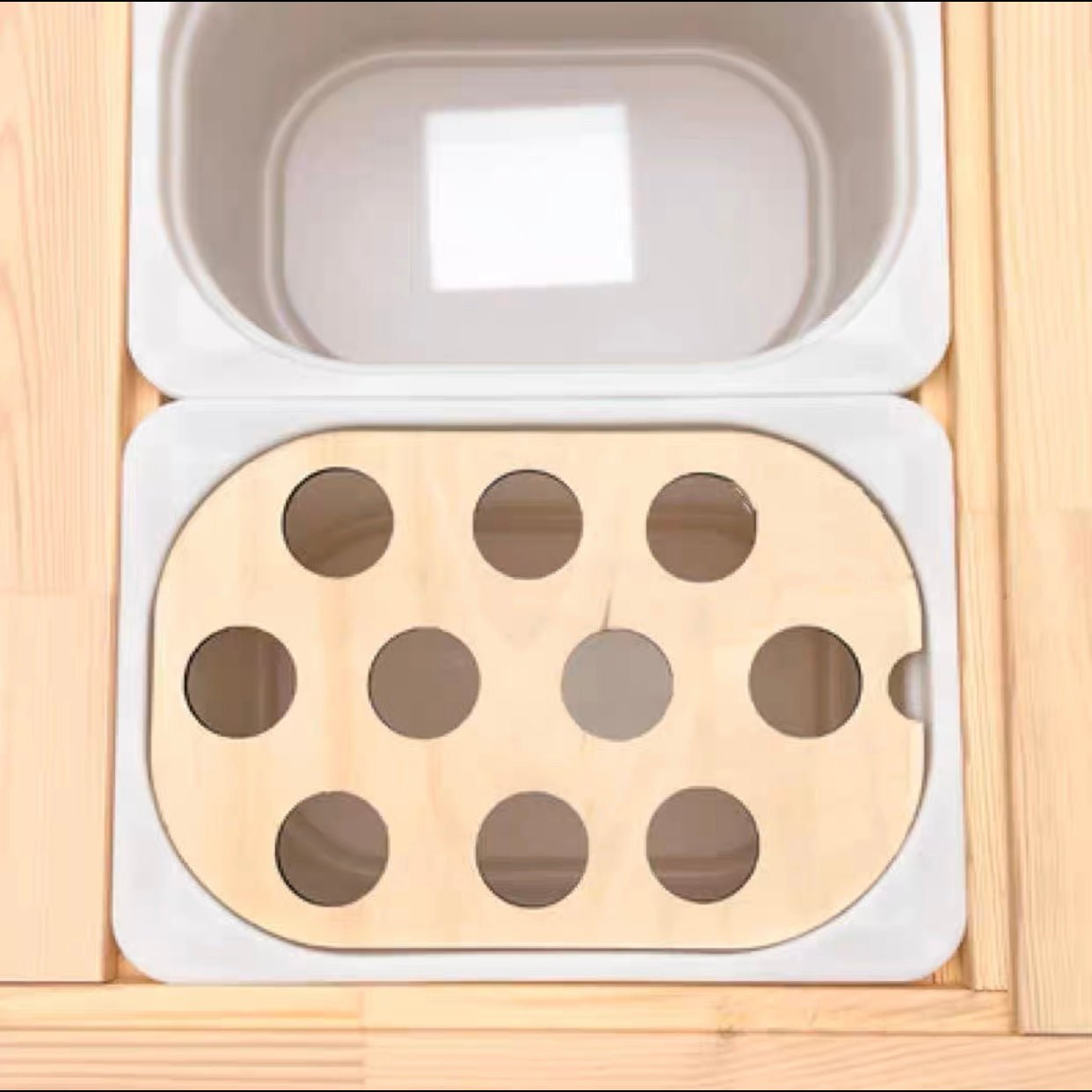 **Pre - order (Ships in 3 - 4 Weeks)**FLISAT Sensory Bin Insert Activity Board - The Nurturing Nook