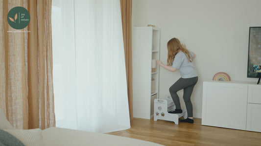 Joy of Nature wooden step stool