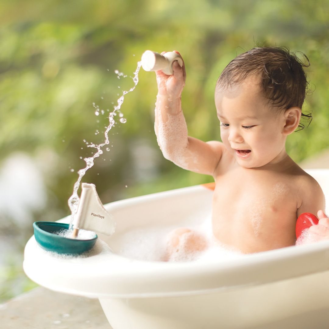Sailing Boat - Polar Bear - The Nurturing Nook