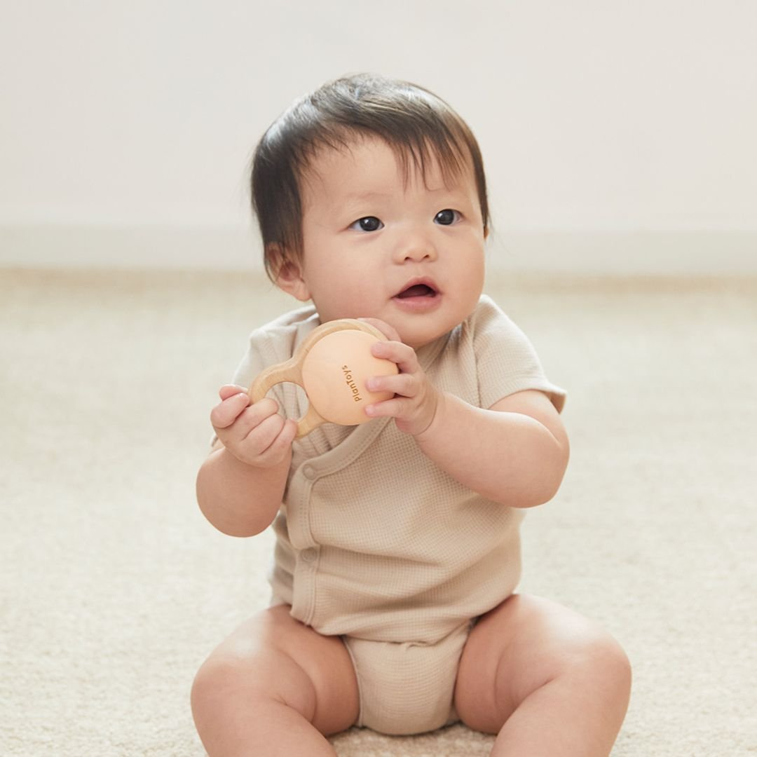 Shake N Clap - The Nurturing Nook