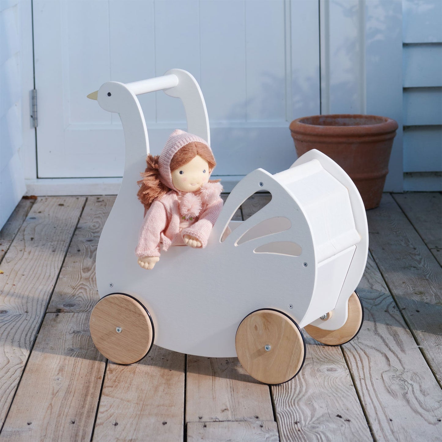 Sweet Swan Pram - The Nurturing Nook