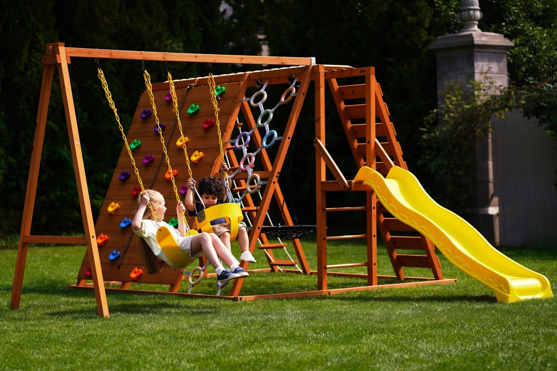 Sycamore - Backyard Ultimate Climbing Set with 2 Swings And Trapeze Bar - The Nurturing Nook