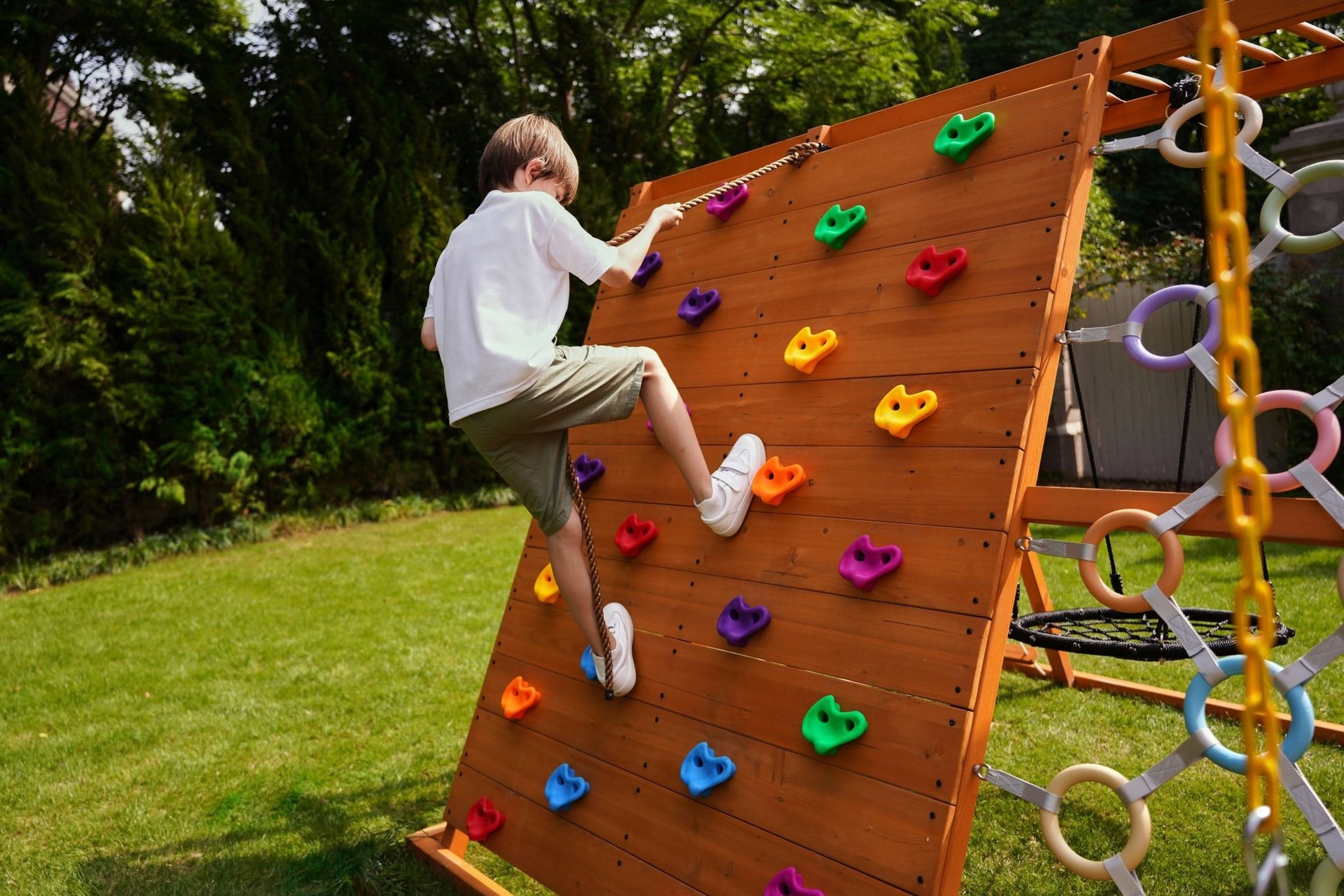 Sycamore - Backyard Ultimate Climbing Set with 2 Swings And Trapeze Bar - The Nurturing Nook