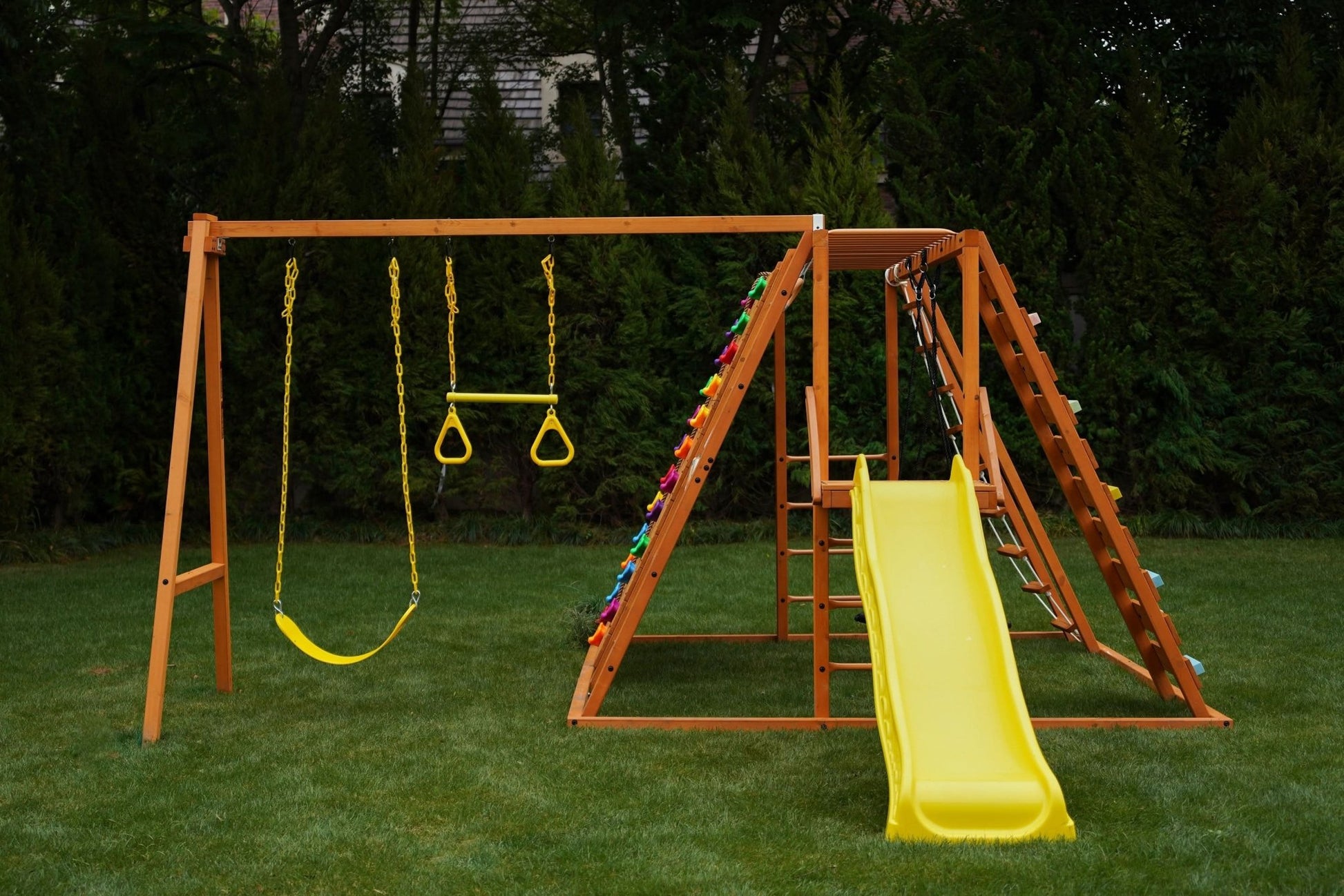 Sycamore - Backyard Ultimate Climbing Set with 2 Swings And Trapeze Bar - The Nurturing Nook