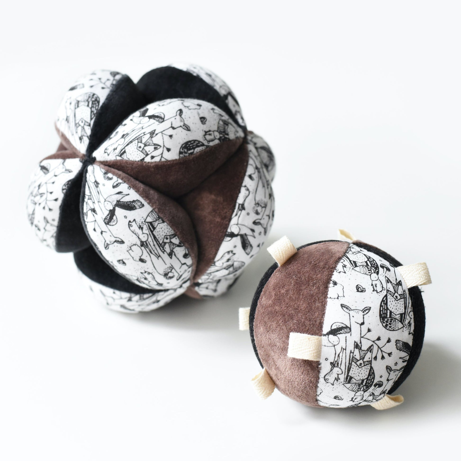 Taggy Ball with Rattle - Woodland - The Nurturing Nook