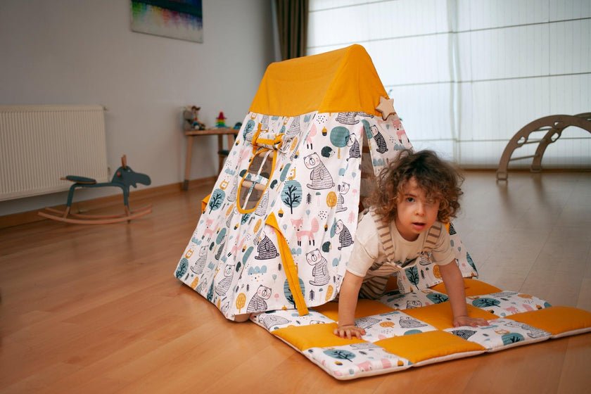 Tent Cover and Mat for Climbing Triangle - The Nurturing Nook