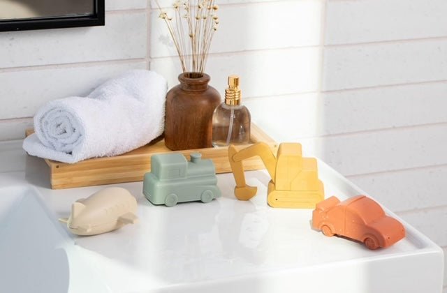 Vehicle Bath Toy Set - The Nurturing Nook