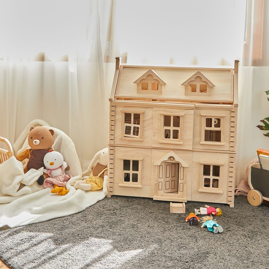 Victorian Dollhouse - The Nurturing Nook