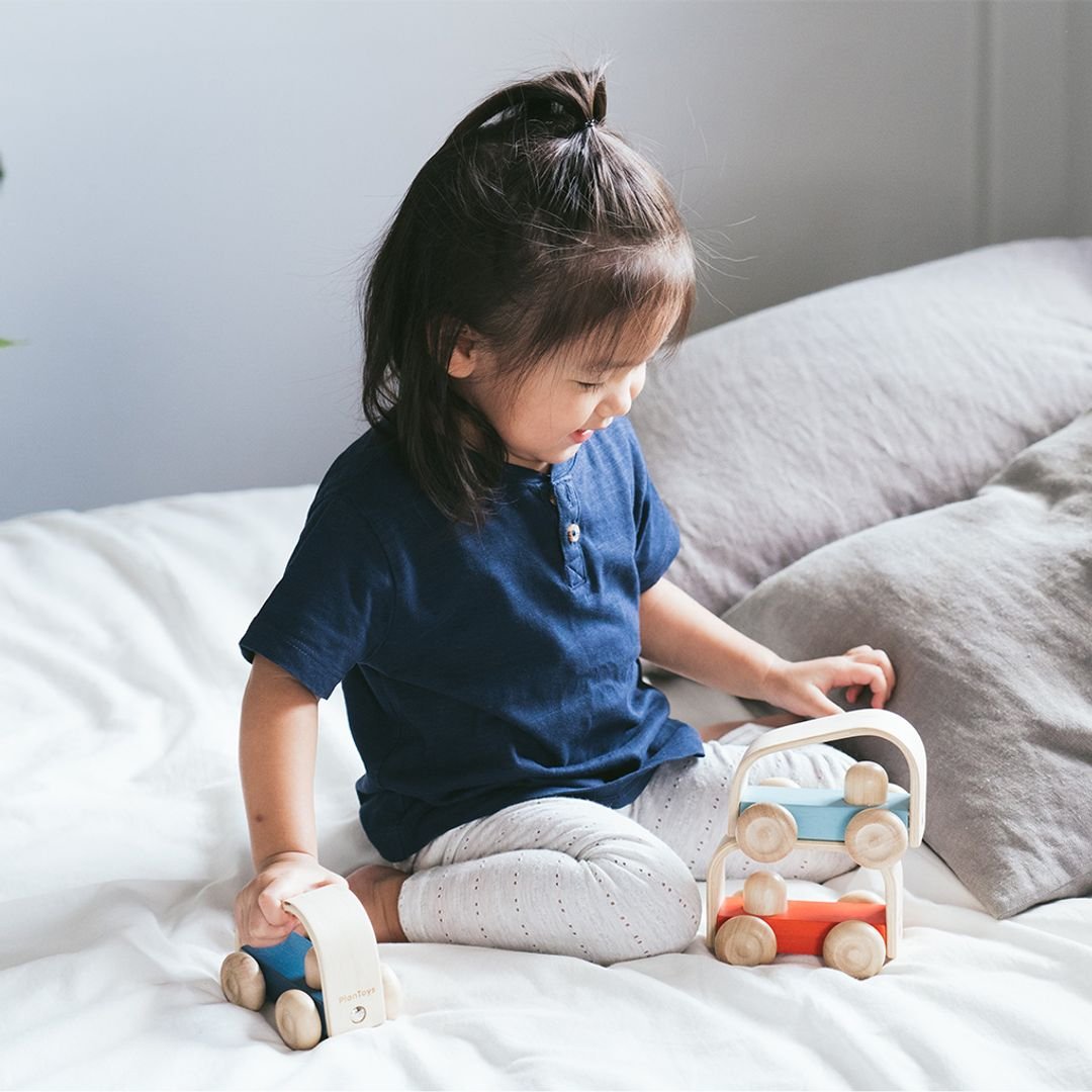 Vroom Bus - The Nurturing Nook