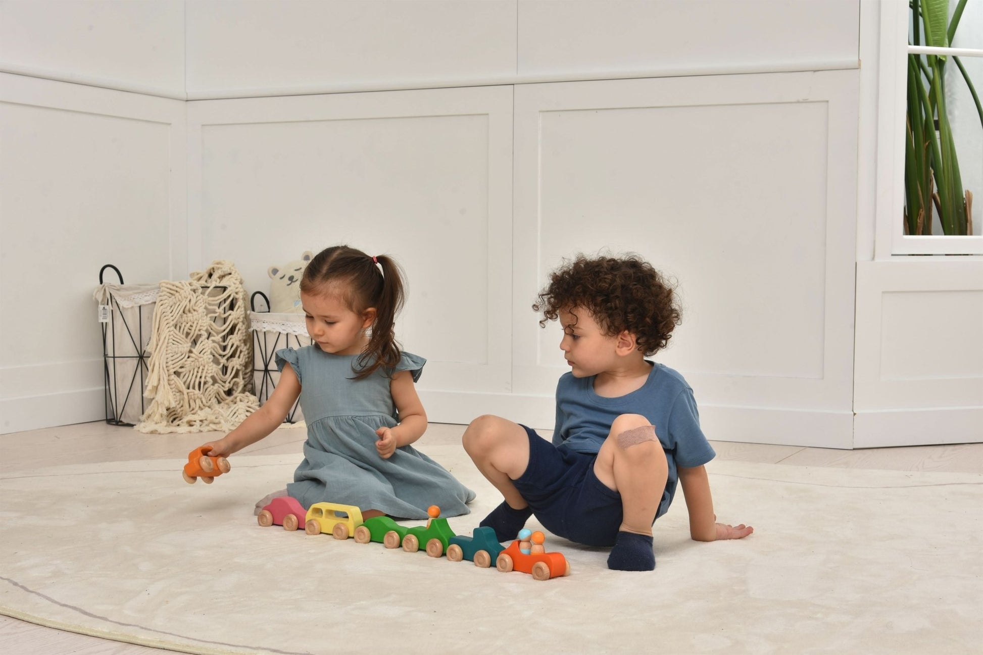 Wooden toy car set with peg doll figures - 10 piece set - The Nurturing Nook