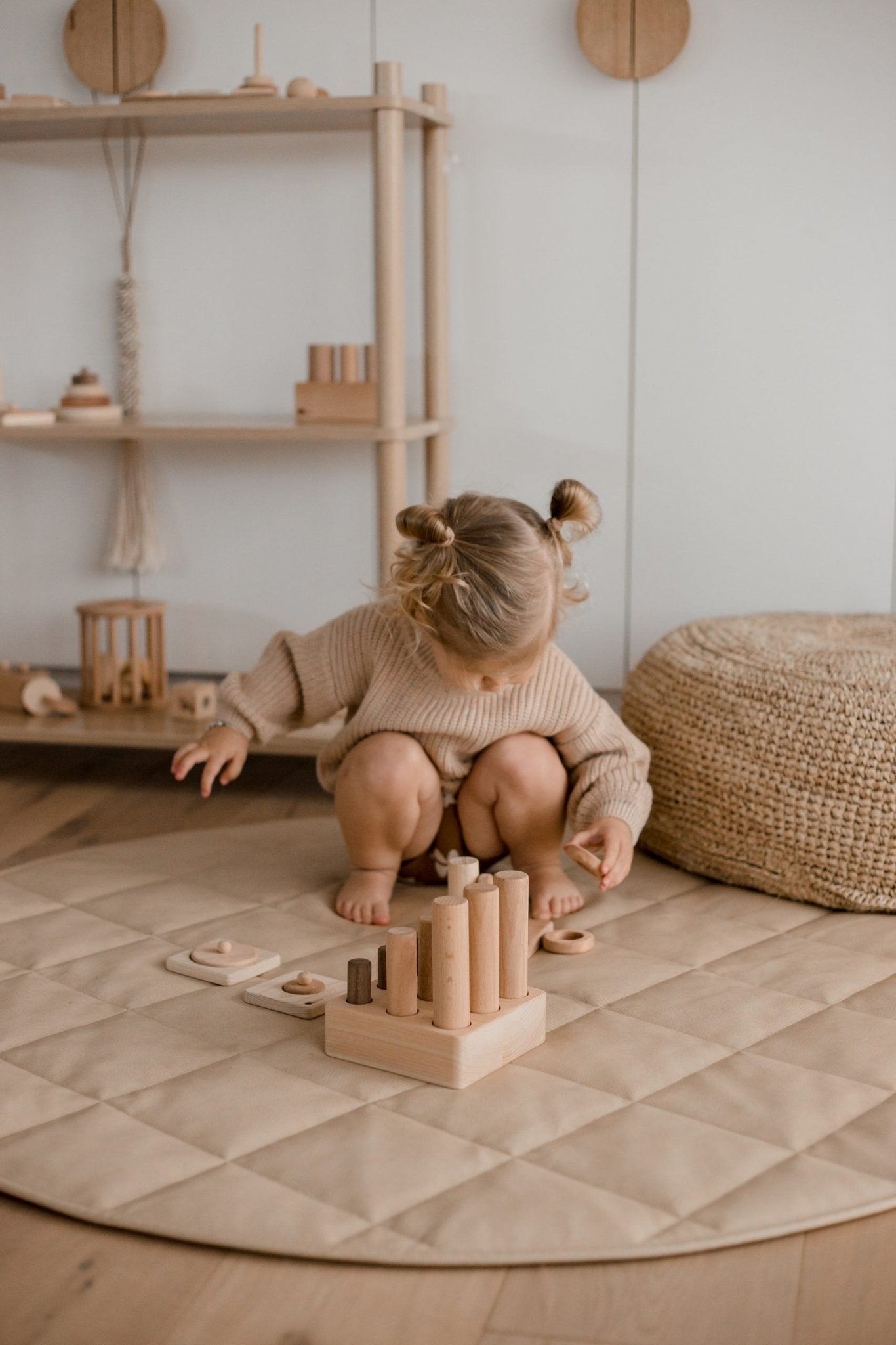 Montessori 9 - Peg Puzzle - The Nurturing Nook