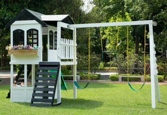 Are you ready for the summer? Transform your backyard with these gorgeous playhouses! - The Nurturing Nook