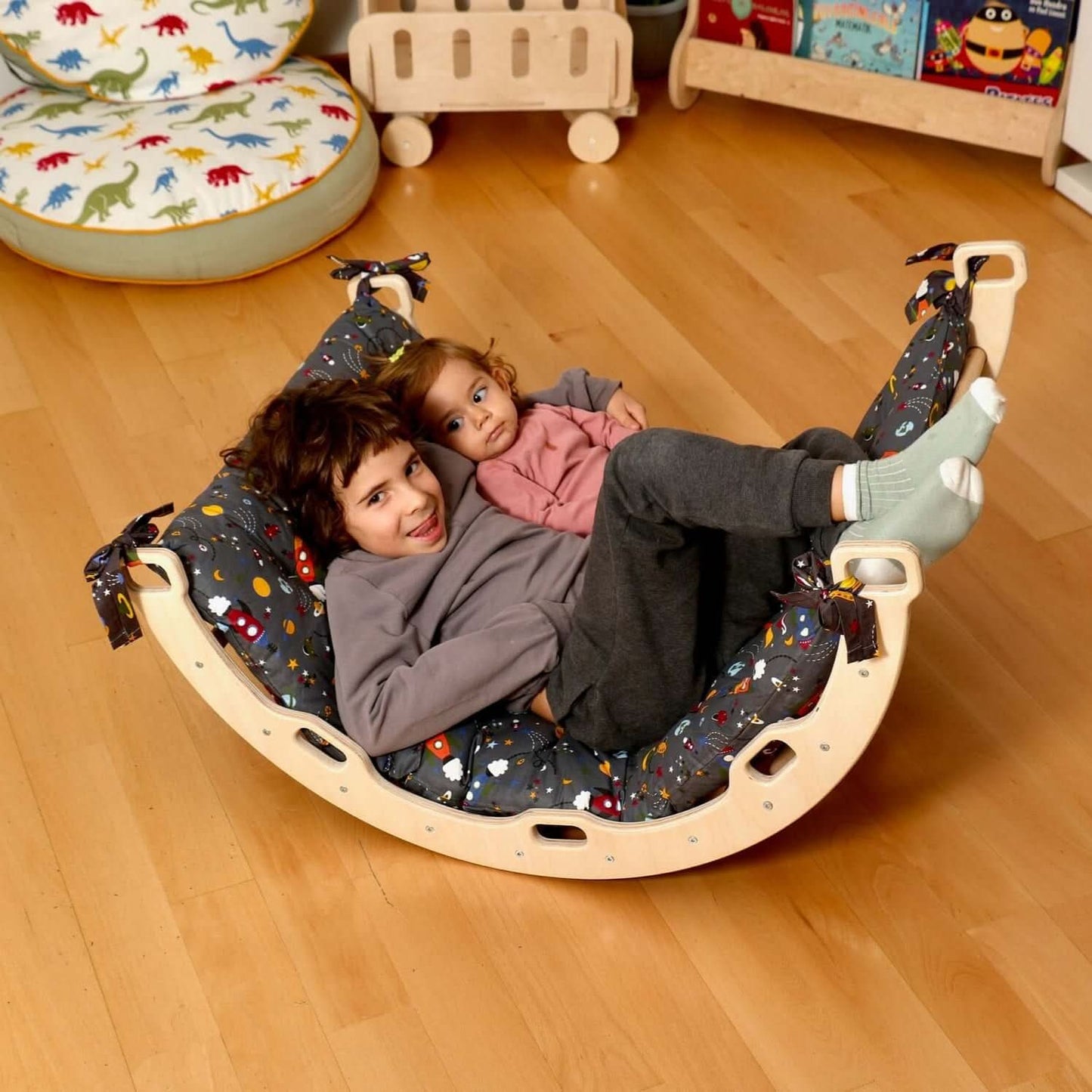 Climbing Arch/Rocker with Pillow & Ramp / Medium Size