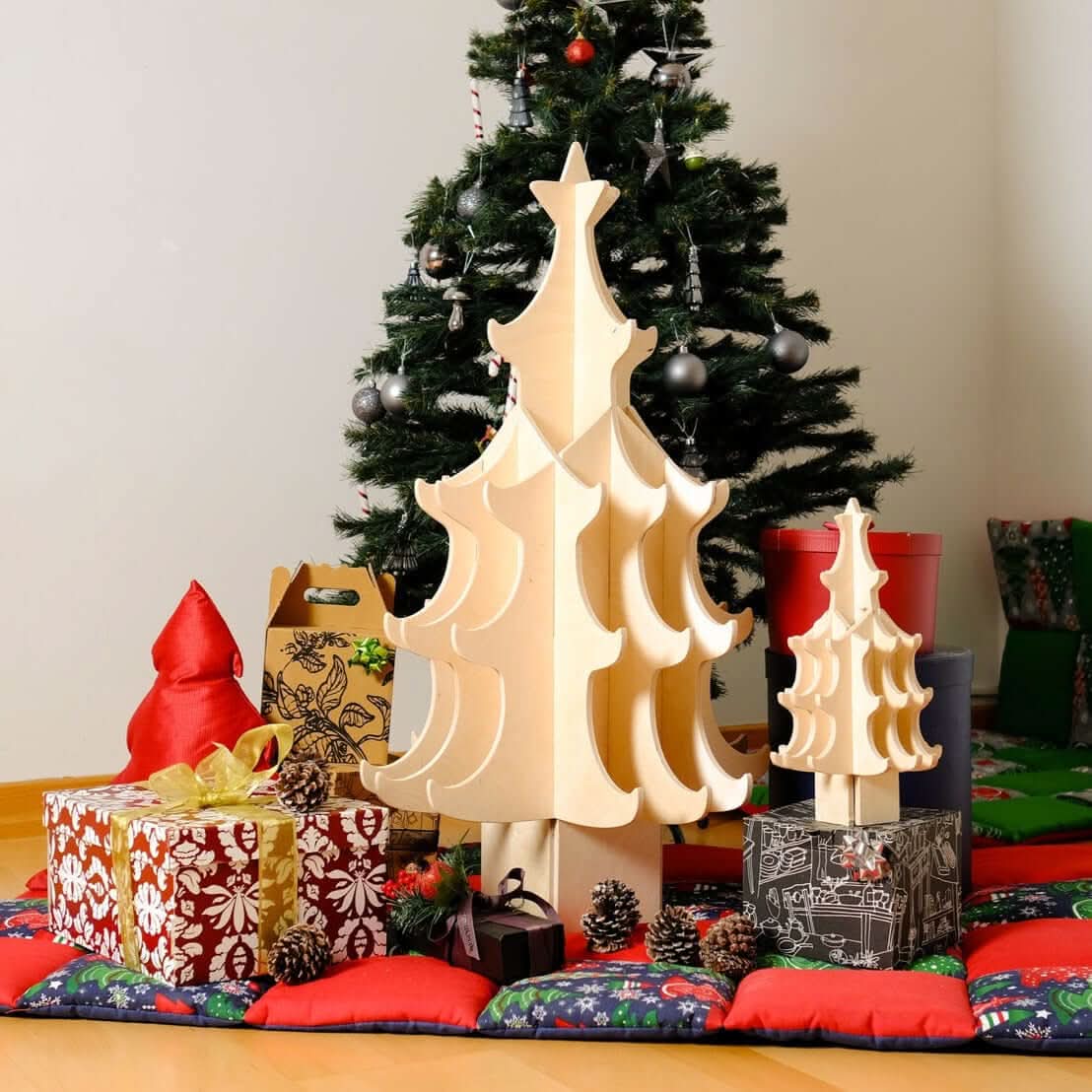 Wooden Christmas Tree & Felt Ornaments