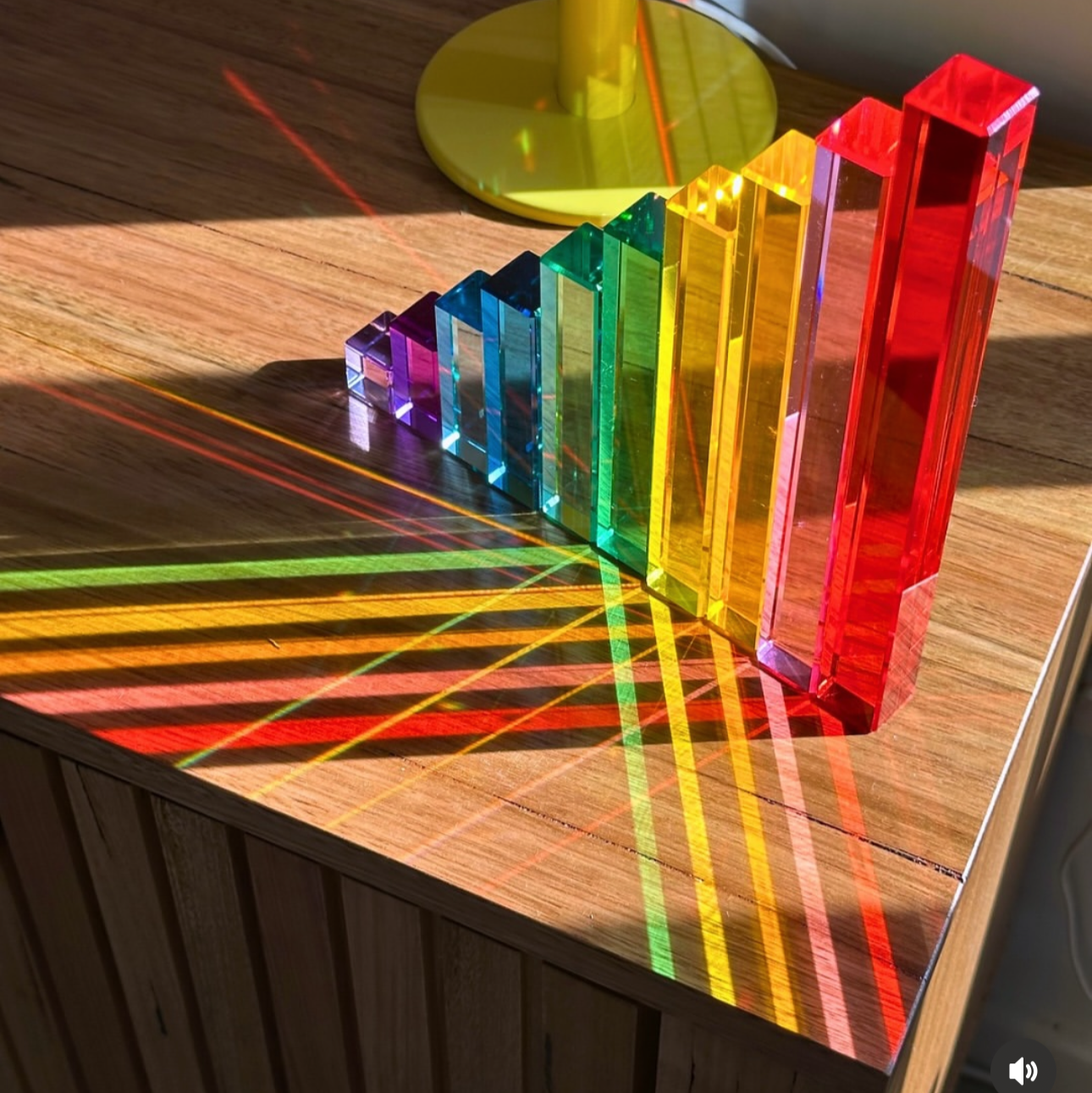 **Pre-order (Ships in 2-3 Weeks)** 10-Piece Crystal Clear Pyramid Lucite Blocks – High Transparency Acrylic Stair Blocks