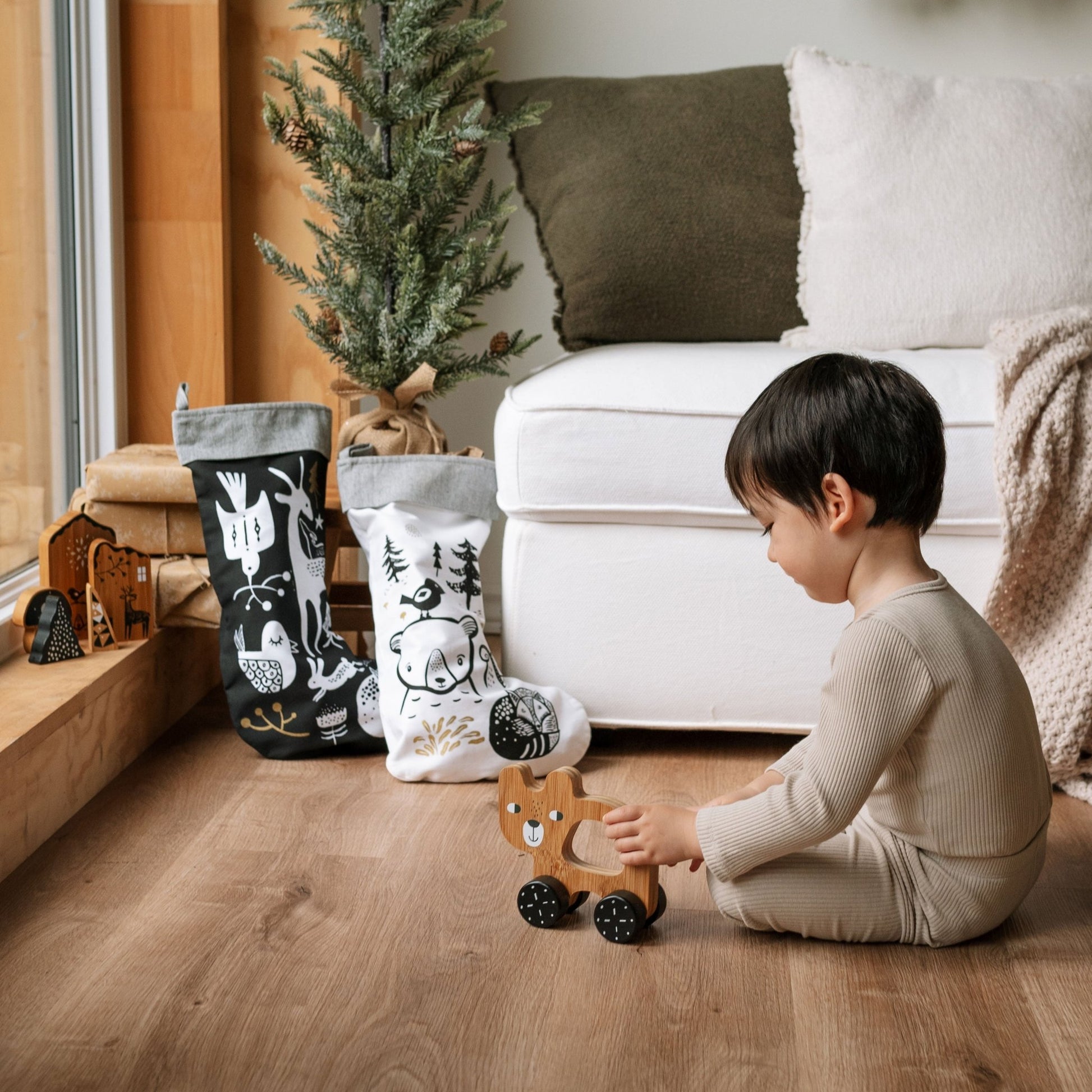 Bear Push Toy - The Nurturing Nook