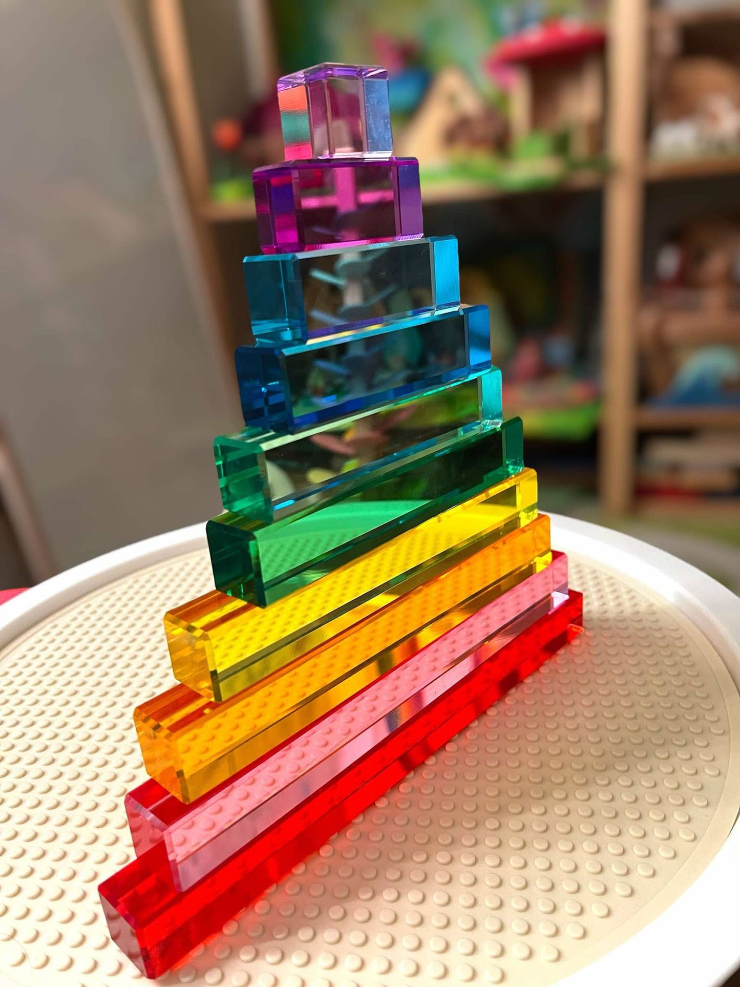 **Pre-order (Ships in 2-3 Weeks)** 10-Piece Crystal Clear Pyramid Lucite Blocks – High Transparency Acrylic Stair Blocks