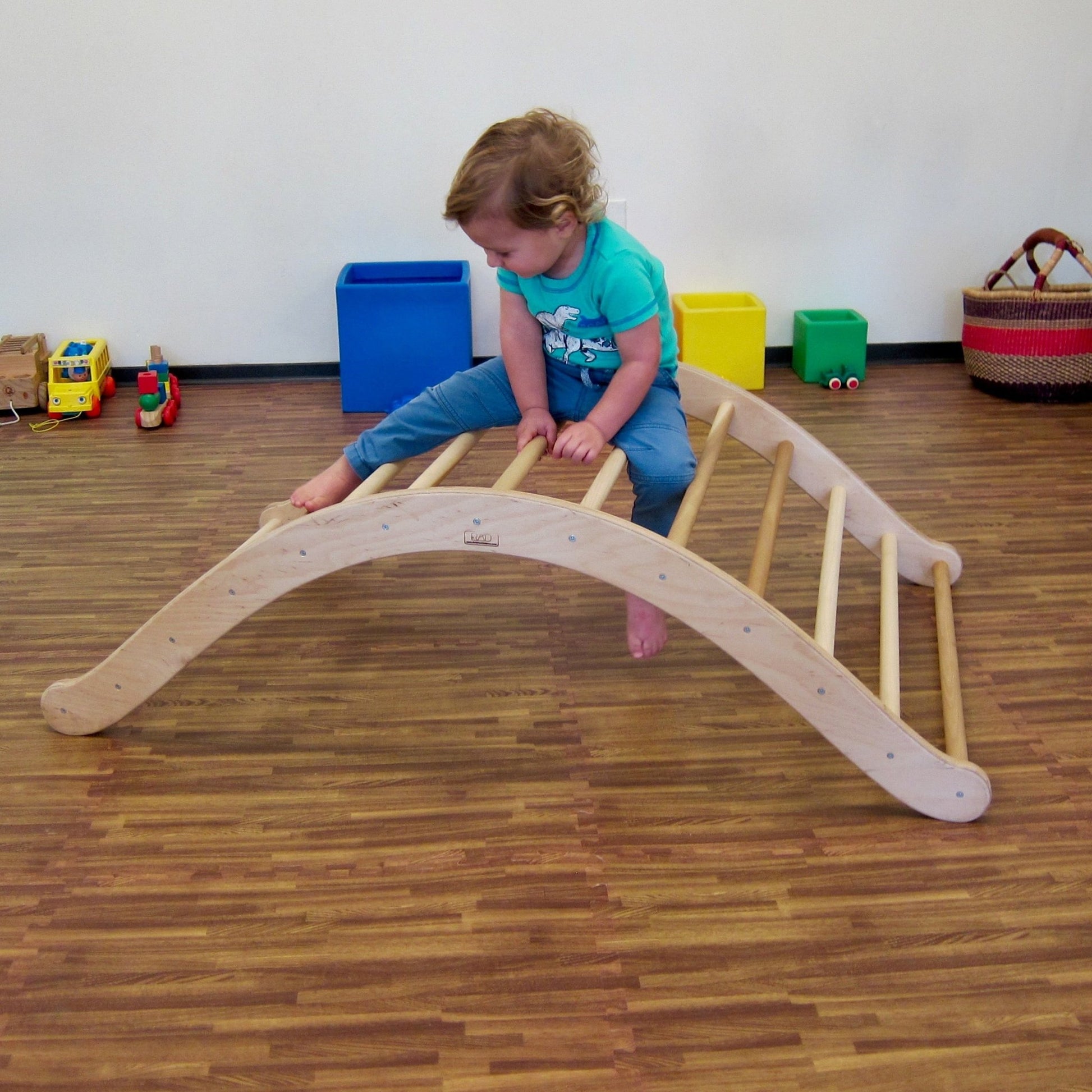 Climbing Arch - The Nurturing Nook