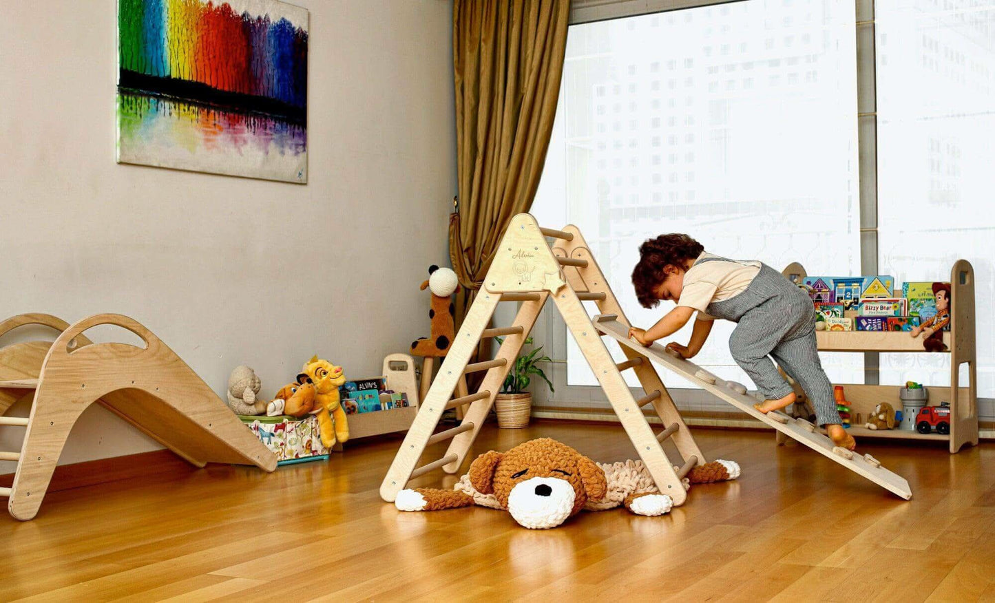 Foldable Climbing Triangle with Ramp