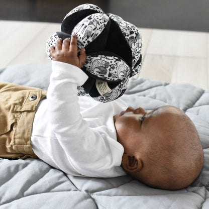Clutch Ball - Nordic - The Nurturing Nook
