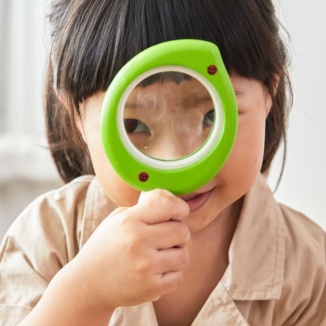 Leaf Magnifier - The Nurturing Nook