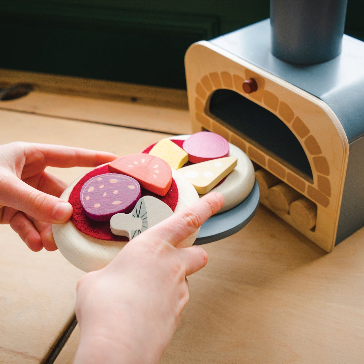 Make Me a Pizza! - The Nurturing Nook