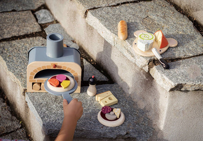 Make Me a Pizza! - The Nurturing Nook