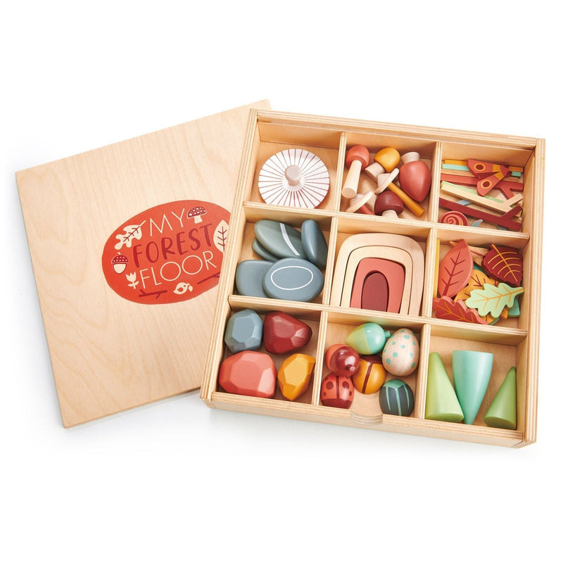Tender Leaf woodland tinker tray with removable chalkboard lid